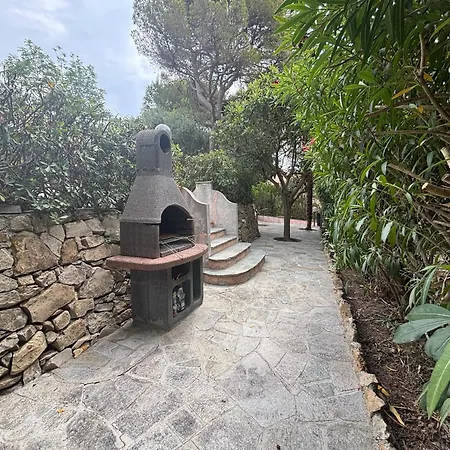 Natalia בית נופש Marina dʼAndora